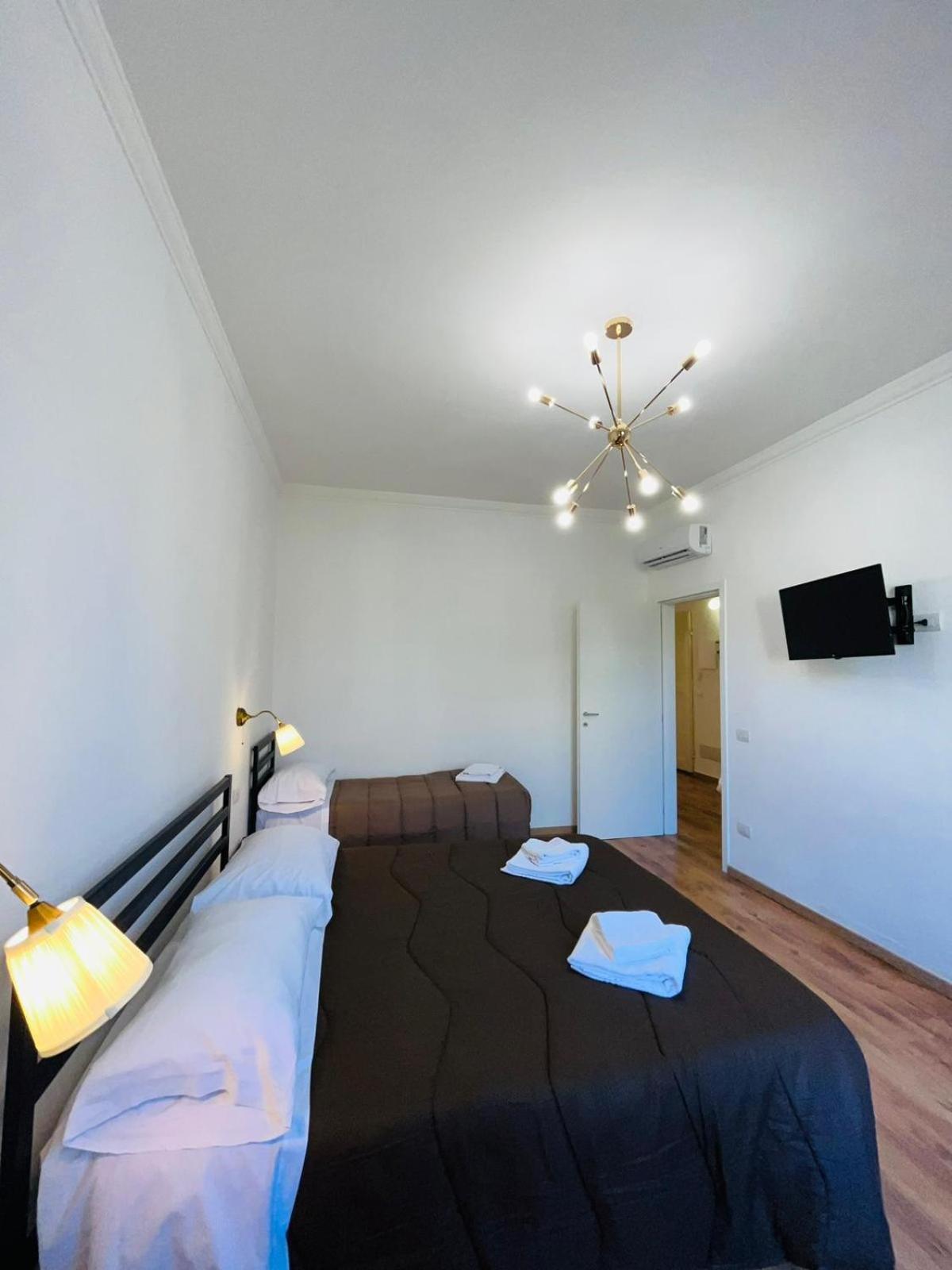 Oriani Bnb Bed & Breakfast Florence Exterior photo