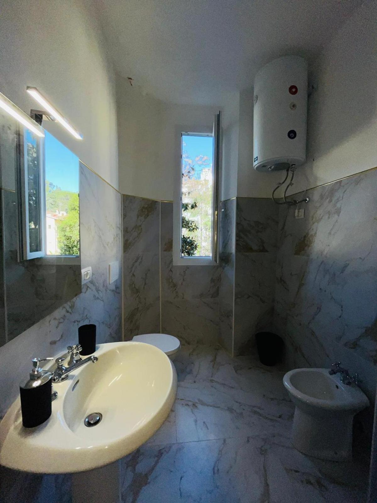 Oriani Bnb Bed & Breakfast Florence Exterior photo